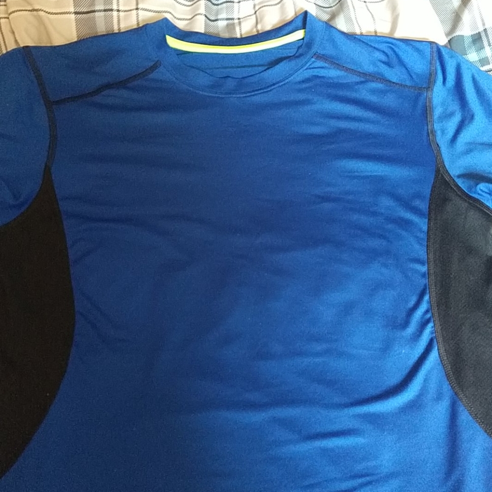 Performance dry fit t-shirt